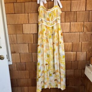 En Saison Yellow and White Floral Dress